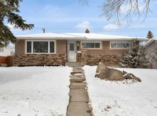 220 78th Ave SE, Calgary, AB T2H 1C4