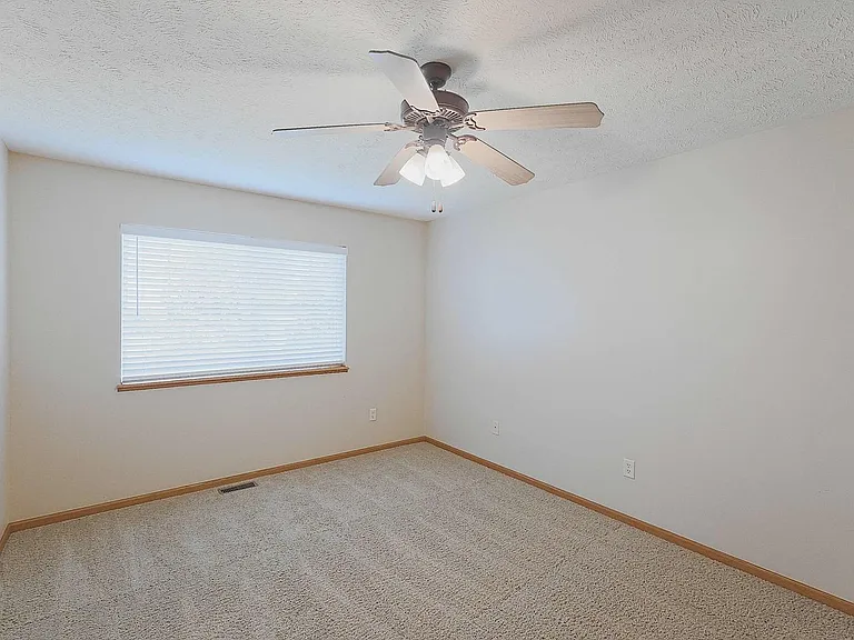 5824 NW 14th Ct — Photo 15