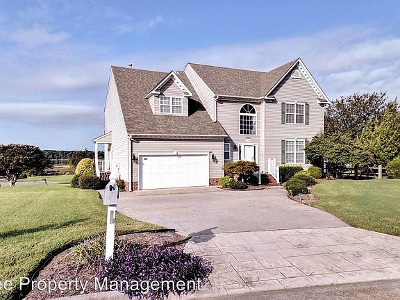 3rd image of 121 Poseidon Dr