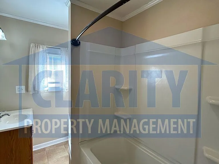 1102 Georgetown Rd NW — Photo 19