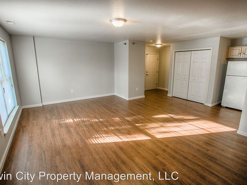 2nd image of 1510 N 10th St APT 203