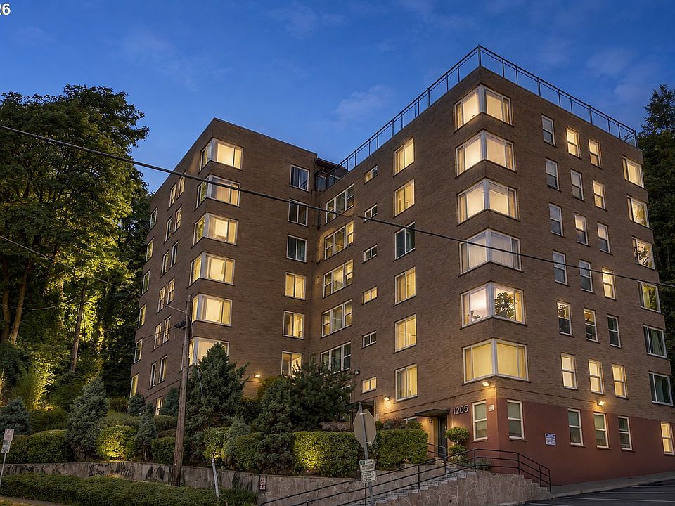 1st image of 1205 SW Cardinell Dr Unit 302
