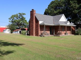 1400 Scott Ave, Dexter, MO 63841