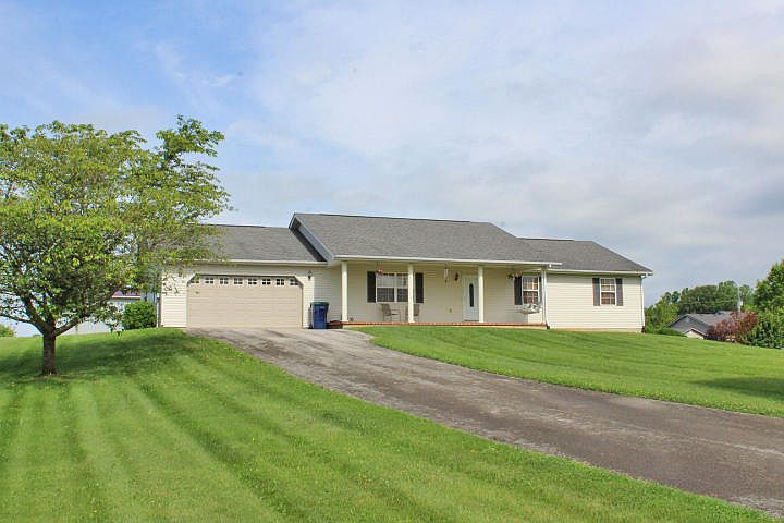 1st image of 115 Cricket Ln