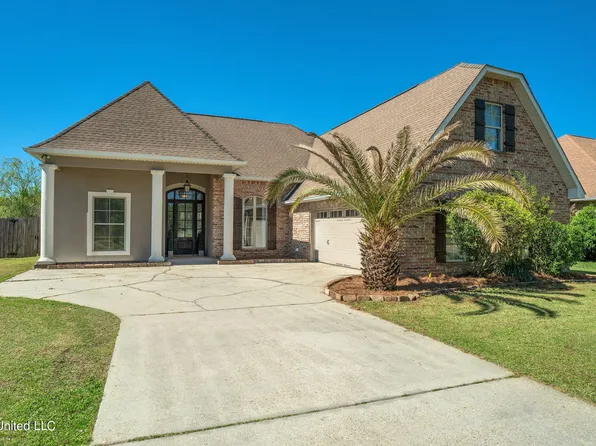 2305 Sunkist Country Club Rd, Biloxi, MS 39532