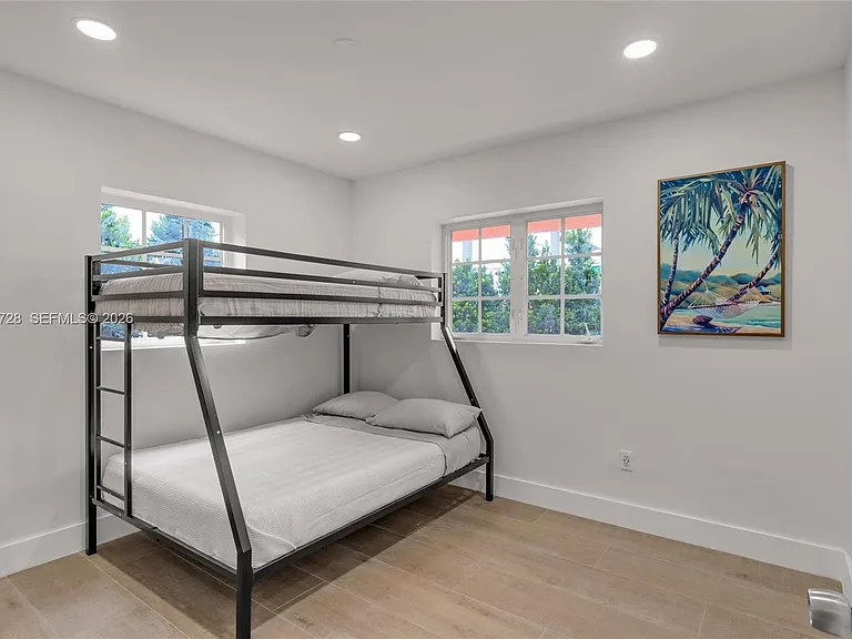 3325 SW 127th Ave — Photo 25