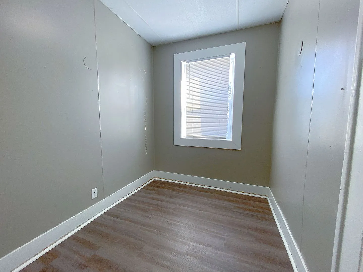 606 West 4th Street — Photo 4