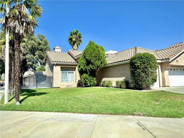 1217 Avenida Roundelay, San Jacinto, CA 92583