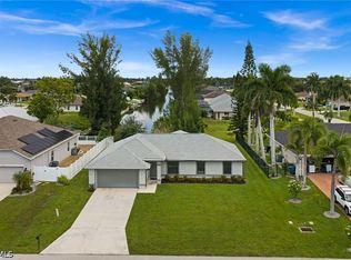 2217 SW 7th Pl, Cape Coral, FL 33991