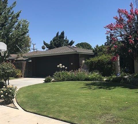 3rd image of 2719 Silver Dr