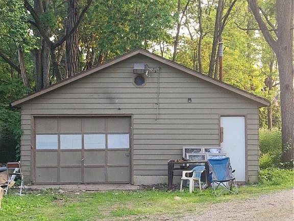 5th image of 2434 Carlotta Dr