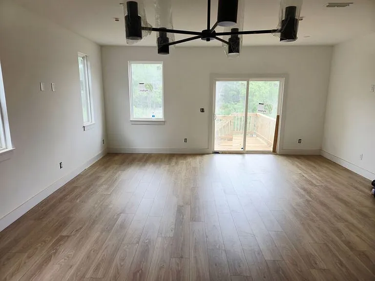 2710 Coronet Way — Photo 13