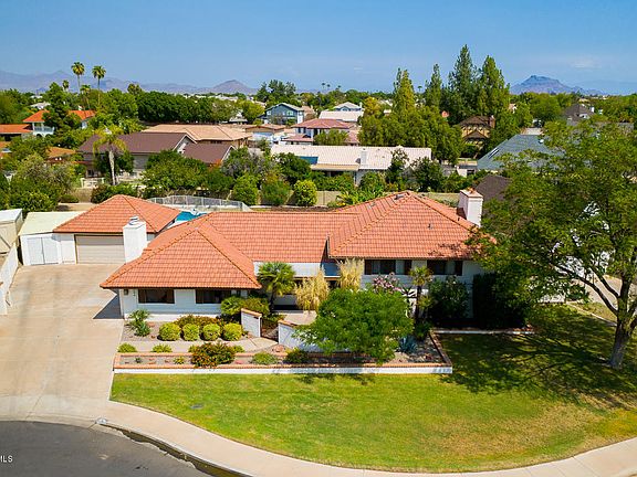 2nd image of 2044 E Kael Cir