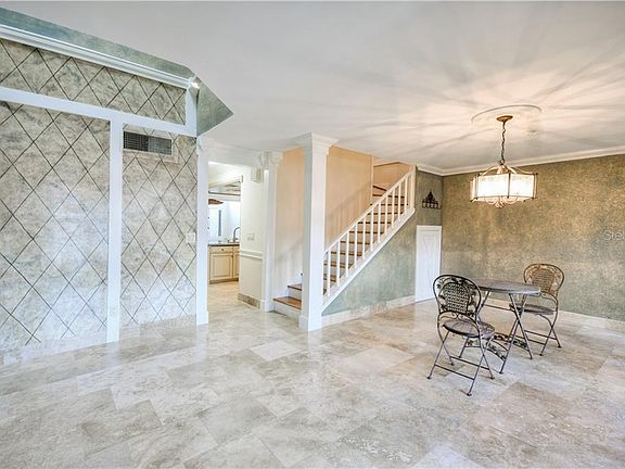 4th image of 1124 Washington Ave Unit 8C