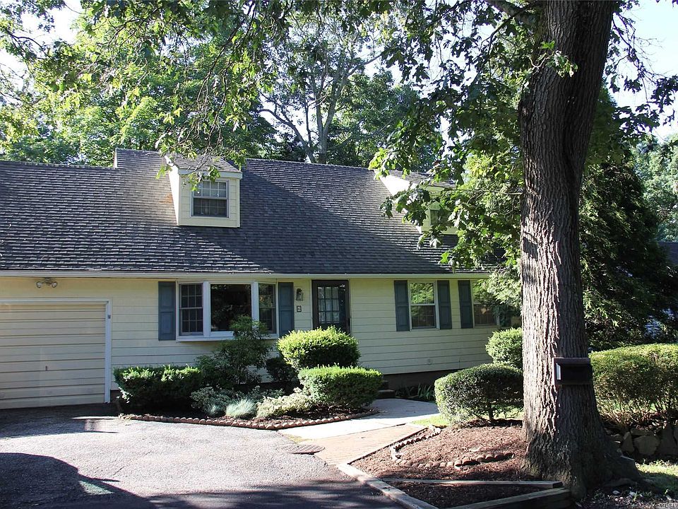 1st image of 6 Harby Dr