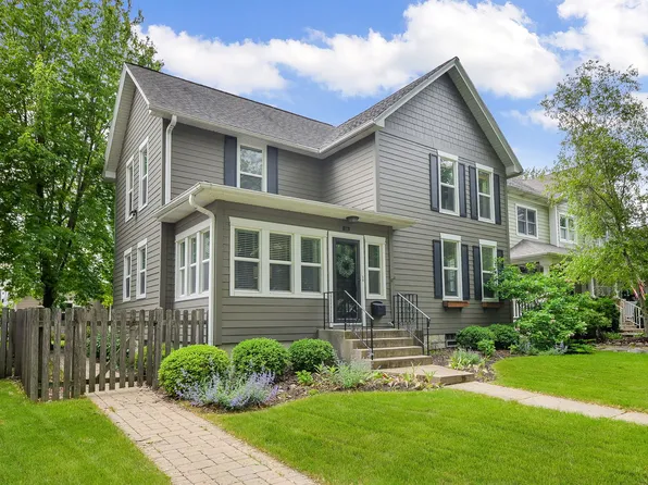 549 S Main St, Naperville, IL 60540