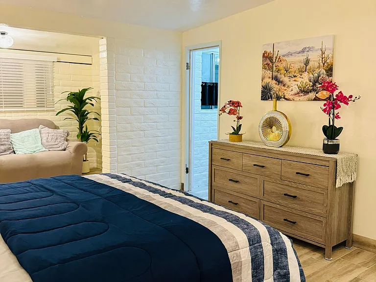 3015 N Wilson Ave — Photo 7