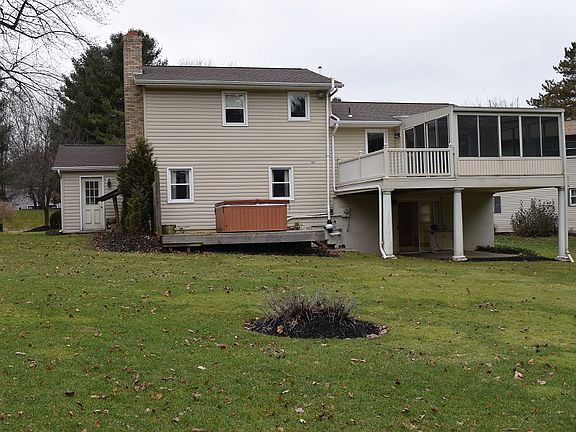 2nd image of 22 Cricklewood Cir