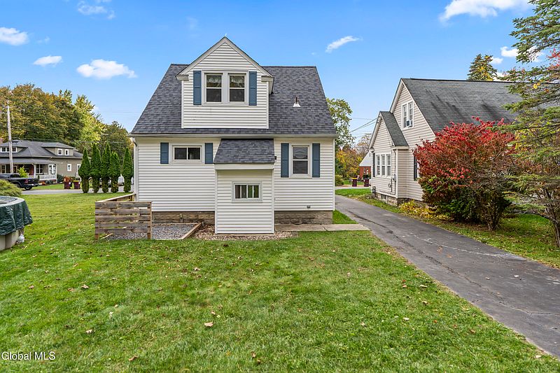 5th image of 18 Mountainview Terrace