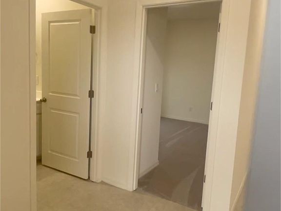 4th image of 16663 W Christy Dr