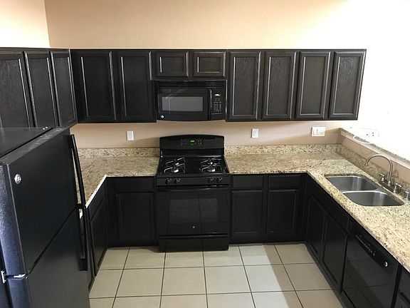4th image of 12037 N Breeze Pl
