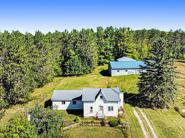 8896 Shire Rd, Vanderbilt, MI 49795