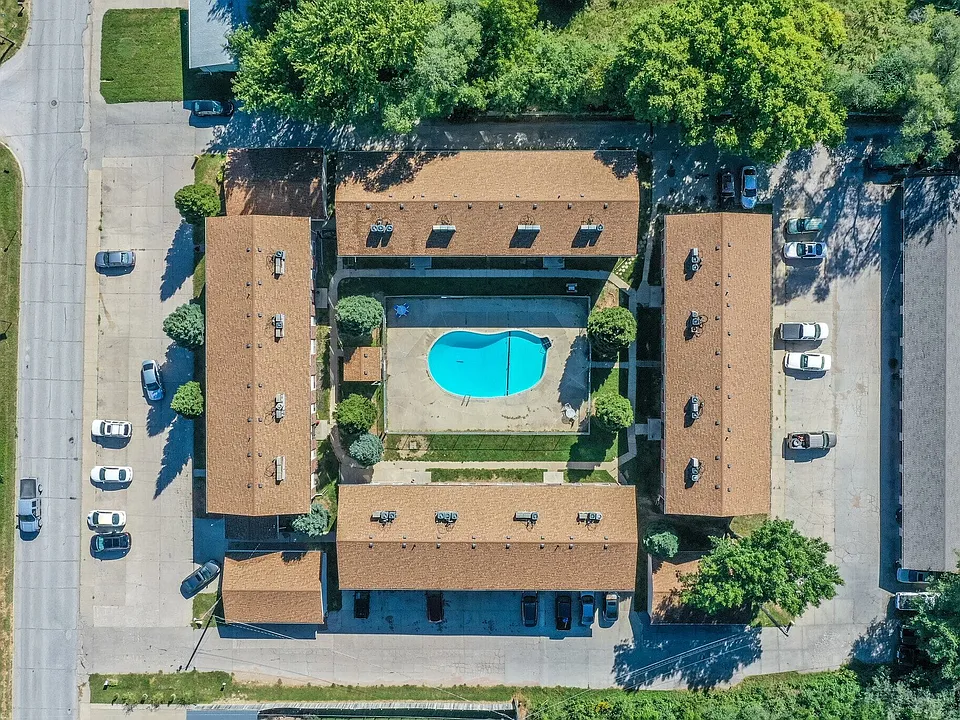 Nottingham Court Apartments