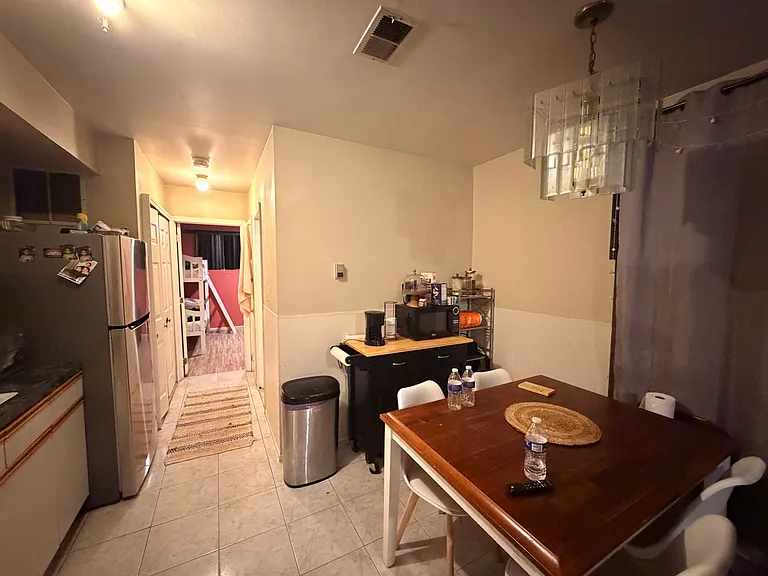 131 Woodcutters Ln #2 — Photo 3