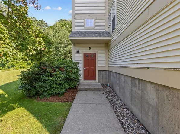 227 Hildred Drive, Burlington, VT 05401
