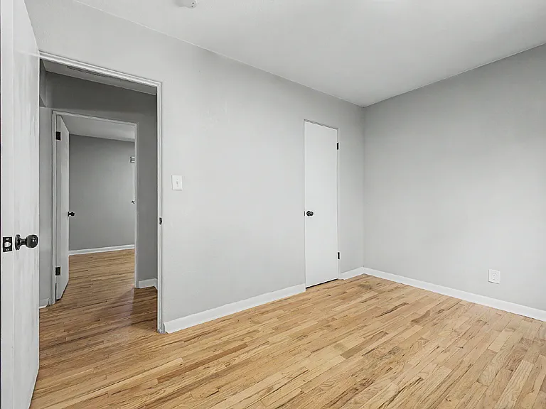 2910 S Delaware St — Photo 15