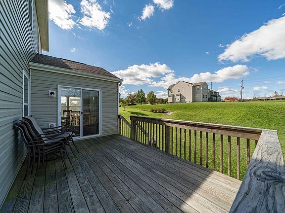 3rd image of 308 Molise Cir
