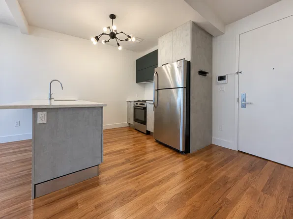24 Ford St, Brooklyn, NY