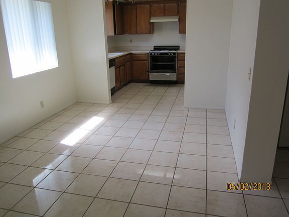 5th image of 470 E 3rd St APT C
