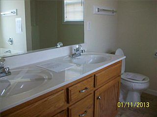3rd image of 373 Woodtrace Dr