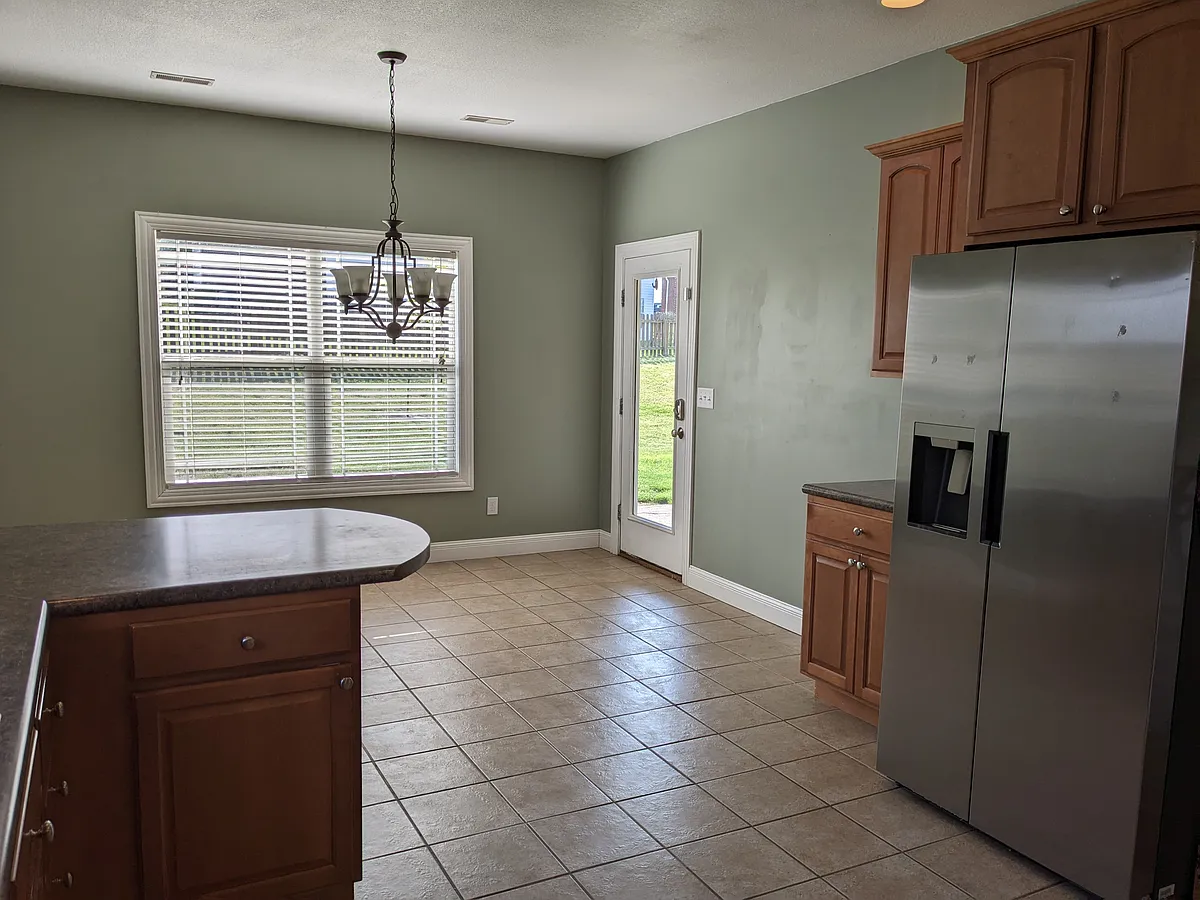 Building Photo - 915 Golden Eye Ct