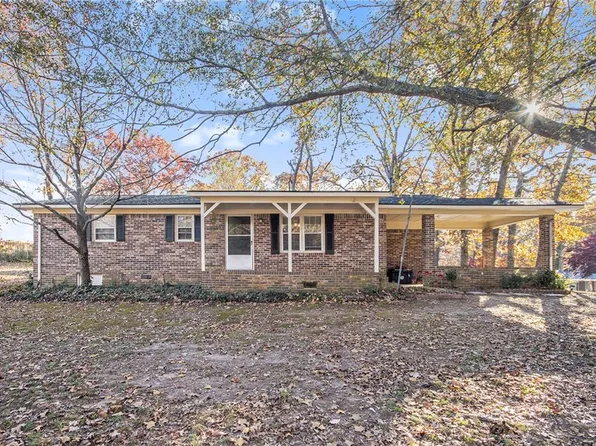 108 Jeffers St, Buchanan, GA 30113