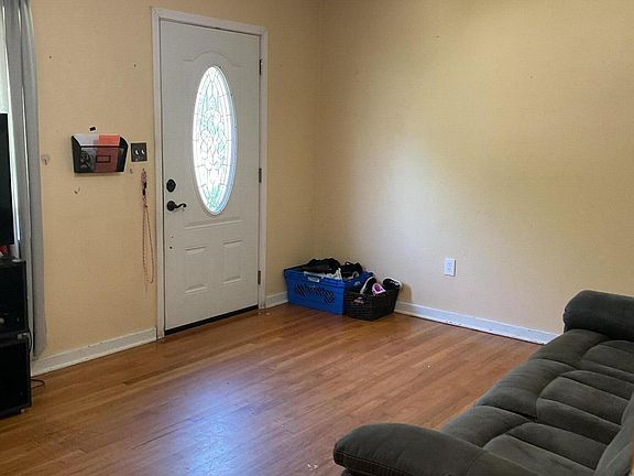 2nd image of 259 Marilyn Dr
