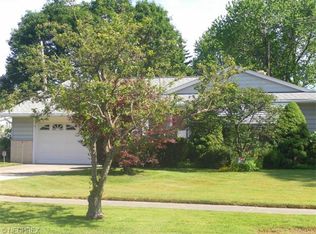 6271 Fairhaven Rd, Mayfield Heights, OH 44124