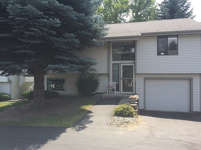 1st image of 922 E Calkins Dr