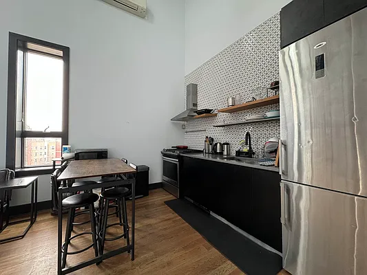 Rented by Pear NYC LLC | media 8