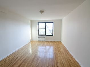 4125 Case St APT 5T, Elmhurst, NY 11373