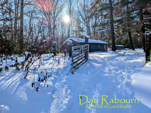 5263 E Eight Mile Rd, Luther, MI 49656