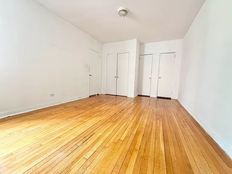 1602 Avenue I #411 — Photo 3