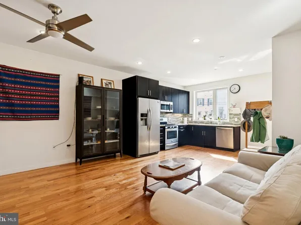 2555 Carpenter St APT A, Philadelphia, PA 19146