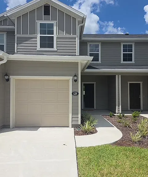 129 Beach Palm Ct — Photo 1