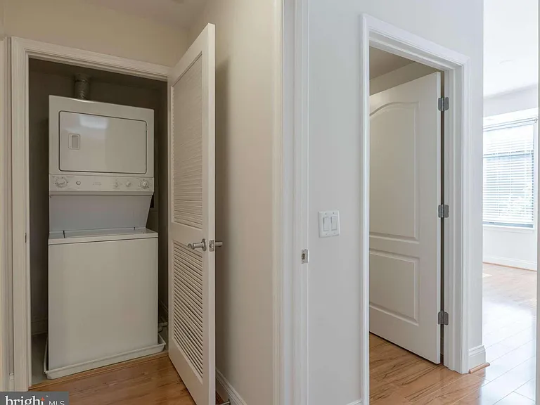 525 N Fayette St #420 — Photo 11