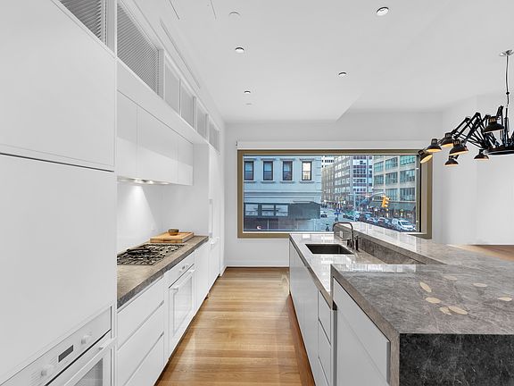 4th image of 30 Warren St APT 2C