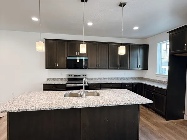 1733 N Northview Ln, Salem, UT 84653