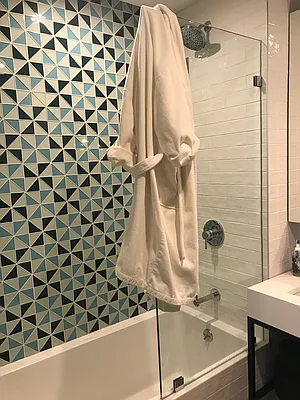 Rented by The KCI Group | media 6