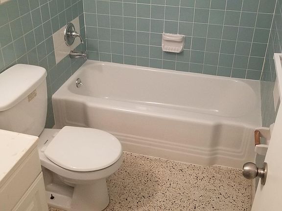 4th image of 6430 W Flagler St APT 2